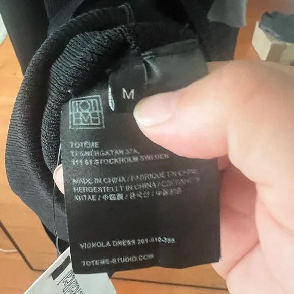 Toteme black long dress long ballon sleeves size M - Picture 4 of 4